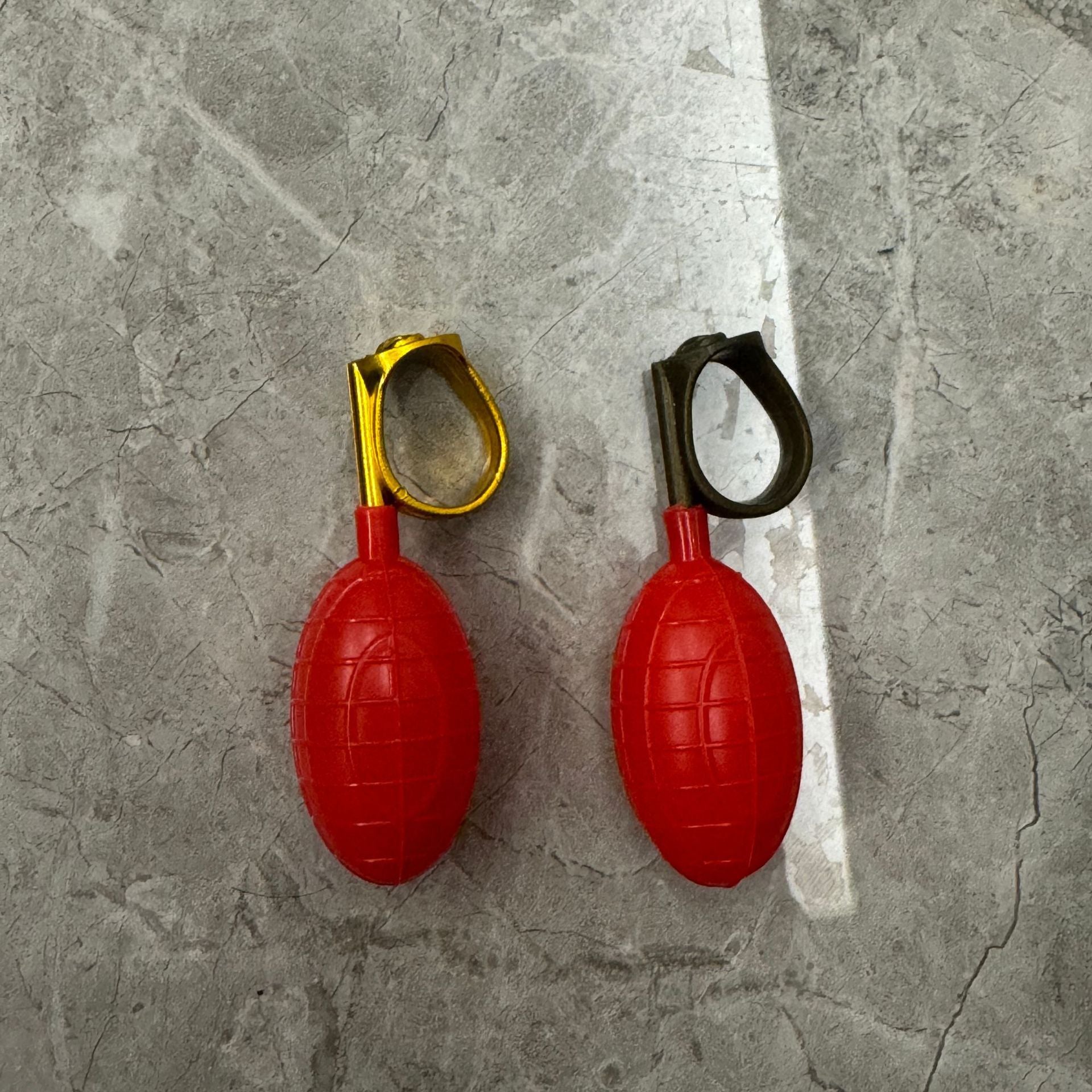 Grenade Water Squirter Ring