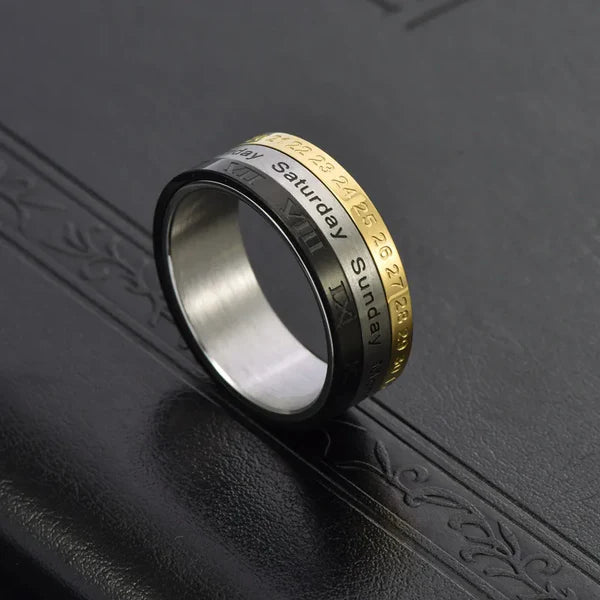 Three-Color Calendar with Roman Numerals Spinner Ring